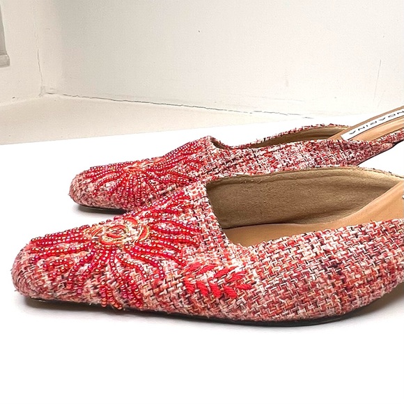 Mandarina Limited Edition Red Tweed Kitten Heel Mules –Beaded Embroidery, Size 8 - Picture 2 of 9